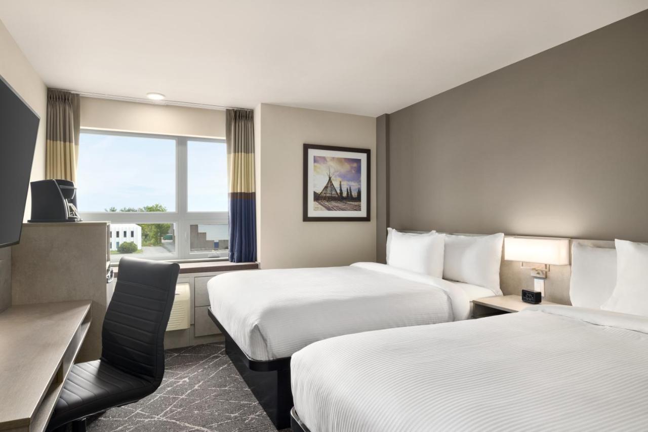 Microtel Inn & Suites Dorval Qc מראה חיצוני תמונה